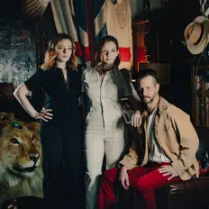 Stone River Rebellion सुनें, म्यूज़िक वीडियो देखें, बायो पढ़ें, दौरे की तारीखें और बहुत कुछ देखें!