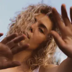 Ascolta Georgia Bean, guarda video musicali, leggi la biografia, vedi le date del tour & altro!