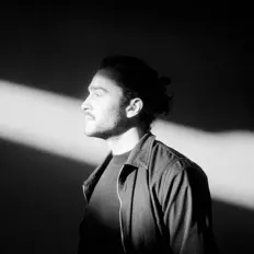 Listen to Hendrik Omun, watch music videos, read bio, see tour dates & more!