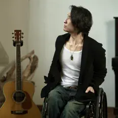 Escucha a Keiichiro Mori, mira vídeos musicales, lee la biografía, consulta fechas de giras y mucho más.