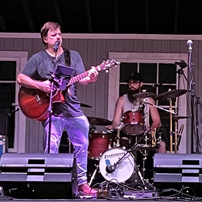 Listen to Jukebox Storm, watch music videos, read bio, see tour dates & more!