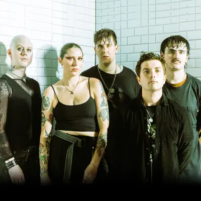 Listen to Flash Back, watch music videos, read bio, see tour dates & more!