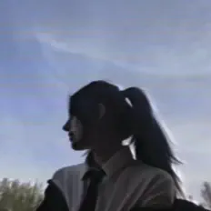 Poslechněte si interpreta Sergina, sledujte hudební videa, přečtěte si životopis, podívejte se na data turné a další informace.