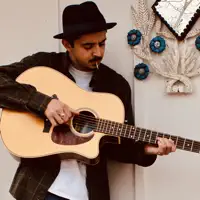 undefinedを聴いたり、ミュージックビデオを鑑賞したり、経歴やツアー日程などを確認したりしましょう！