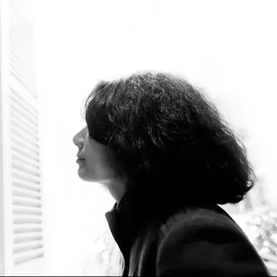 Listen to Giang Trang, watch music videos, read bio, see tour dates & more!