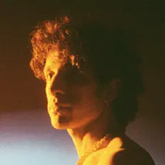 Poslechněte si interpreta Daniele Cella, sledujte hudební videa, přečtěte si životopis, podívejte se na data turné a další informace.