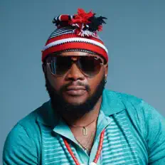 Listen to Maxy Manorh, watch music videos, read bio, see tour dates & more!