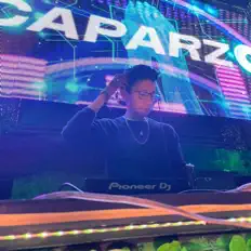 Dengarkan Caparzo, tonton video musik, baca bio, lihat tanggal tur & lainnya!