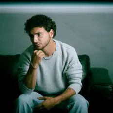 Listen to Antonio Valmano, watch music videos, read bio, see tour dates & more!