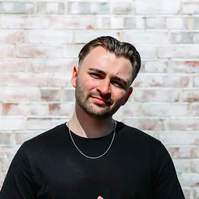 Listen to Frankie Sims, watch music videos, read bio, see tour dates & more!