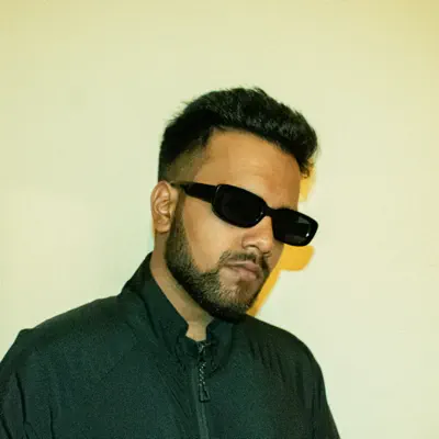 Listen to Ravi Gupta, watch music videos, read bio, see tour dates & more!