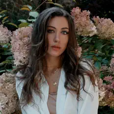 Listen to Alona Armour, watch music videos, read bio, see tour dates & more!