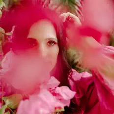 Jemma Kate dinle, müzik videolarını izle, biyografisini oku, tur tarihlerini ve daha fazlasını gör!