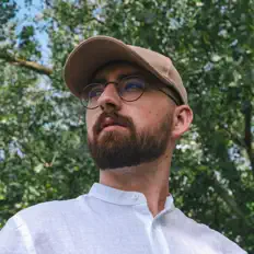 Hör dir Fatjon Zefi an, schau dir Musikvideos an, lies die Biografie, finde Tourdaten und mehr!