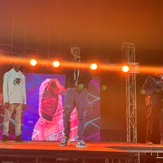 Listen to Omo Oloshe, watch music videos, read bio, see tour dates & more!