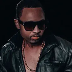 聆聽 Cesar Sanches、觀看音樂影片、閱讀小傳、查看巡演日期等！