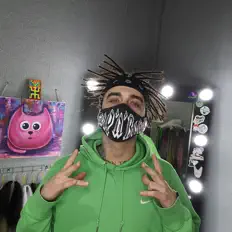 Écoutez Trap'n'Rolla, regardez des vidéoclips, lisez la biographie, consultez les dates de tournée et plus encore !