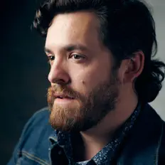 聆聽 Ryan Nelson、觀看音樂影片、閱讀小傳、查看巡演日期等！