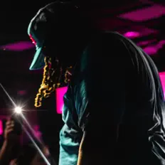 Ascolta Ruuch, guarda video musicali, leggi la biografia, vedi le date del tour & altro!