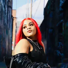 收听 Stormi Rose、观看音乐视频、阅读小传、查看巡演日期等 ！