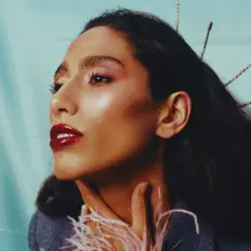 Dengarkan Ciinderella Balthazar, tonton video musik, baca bio, lihat tanggal tur & lainnya!