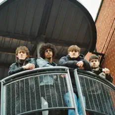 Ascolta Juno, guarda video musicali, leggi la biografia, vedi le date del tour & altro!