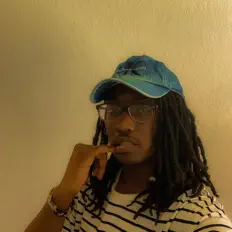 Posłuchaj wykonawcy Criss Irie, obejrzyj teledyski, przeczytaj biografię, zobacz daty tras koncertowych i nie tylko!