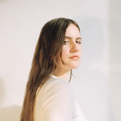 Listen to Emilie Kahn, watch music videos, read bio, see tour dates & more!