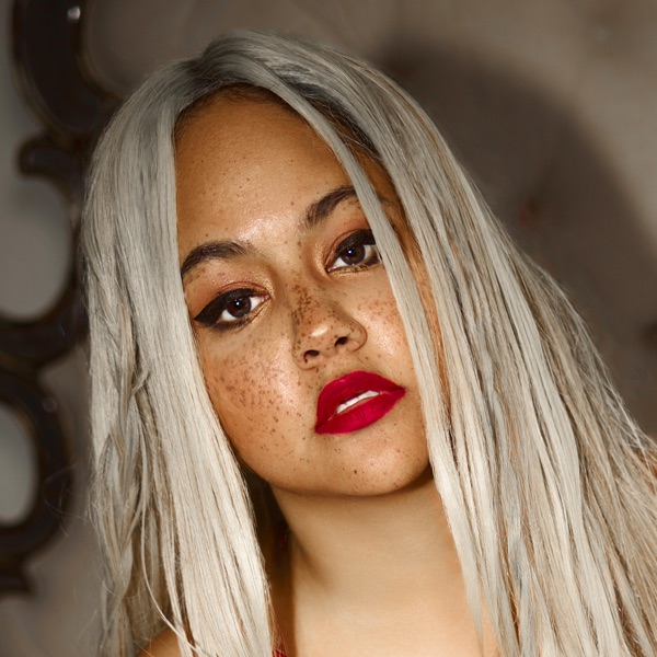 Kat Deluna's avatar