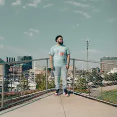 HYL Will dinle, müzik videolarını izle, biyografisini oku, tur tarihlerini ve daha fazlasını gör!