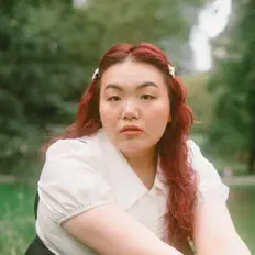 聆聽 kotoji、觀看音樂影片、閱讀小傳、查看巡演日期等！