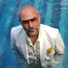 Écoutez Martin Denev, regardez des vidéoclips, lisez la biographie, consultez les dates de tournée et plus encore !