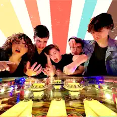 Ascolta Soundbox, guarda video musicali, leggi la biografia, vedi le date del tour & altro!