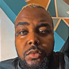 Dengarkan BLAIIK, tonton video musik, baca bio, lihat tanggal tur & lainnya!