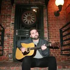 Ouça Benny La Mar, assista a videoclipes, leia a biografia, veja as datas das turnês e mais!