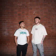 Escucha a Aderfia, mira videos musicales, lee su biografía, consulta las fechas de las gira y más.