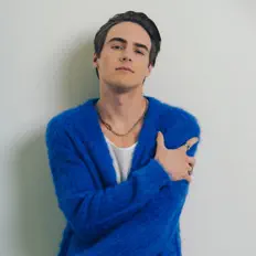 Listen to Kevin Quinn, watch music videos, read bio, see tour dates & more!