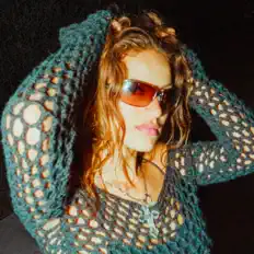 Dengarkan Sarah Kennedy, tonton video musik, baca bio, lihat tanggal tur & lainnya!