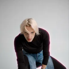 Ascolta Hohlan, guarda video musicali, leggi la biografia, vedi le date del tour & altro!