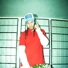 Vktor dinle, müzik videolarını izle, biyografisini oku, tur tarihlerini ve daha fazlasını gör!