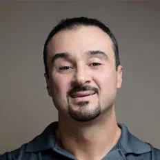 Andrey Shapovalovを聴いたり、ミュージックビデオを鑑賞したり、経歴やツアー日程などを確認したりしましょう！