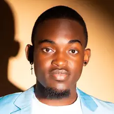 收听 Iamsaveion、观看音乐视频、阅读小传、查看巡演日期等 ！