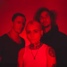 Ascolta Spin Twice, guarda video musicali, leggi la biografia, vedi le date del tour & altro!