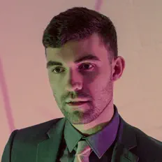 Poslechněte si interpreta OAL, sledujte hudební videa, přečtěte si životopis, podívejte se na data turné a další informace.