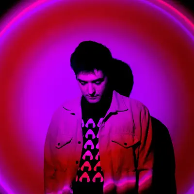 Listen to Julien Lavoie, watch music videos, read bio, see tour dates & more!