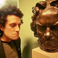 Ascolta Ben Fox Smith, guarda video musicali, leggi la biografia, vedi le date del tour & altro!