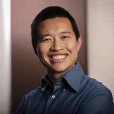 Escucha a Charles Chen, mira videos musicales, lee su biografía, consulta las fechas de las gira y más.