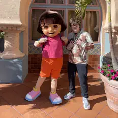 Poslechněte si interpreta bushtrain69thecool, sledujte hudební videa, přečtěte si životopis, podívejte se na data turné a další informace.