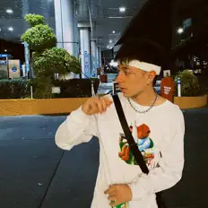 Ouça Oni The Kidd, assista a videoclipes, leia a biografia, veja as datas das turnês e mais!