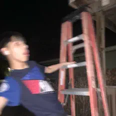 Tekkを聴いたり、ミュージックビデオを鑑賞したり、経歴やツアー日程などを確認したりしましょう！